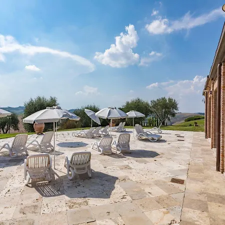 Baccoleno Farm stay *
